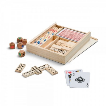 Juegos de mesa en caja de madera personalizada